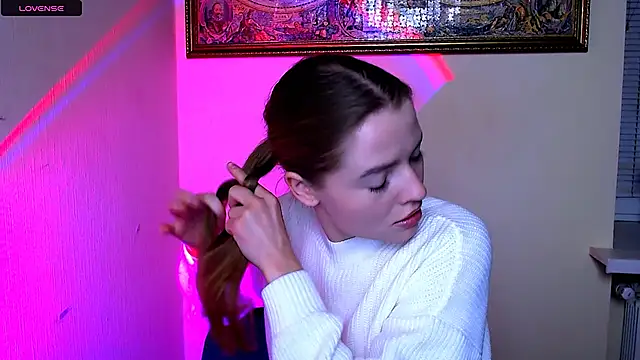 MissOliviaa  online show from 02-07-26, 04:43