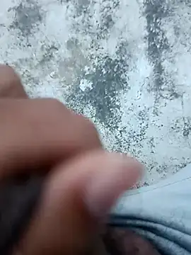 Snapshot of nick05inch chatting on 10-24-25, 12:23 nick05inch online show from 10-24-25, 12:23