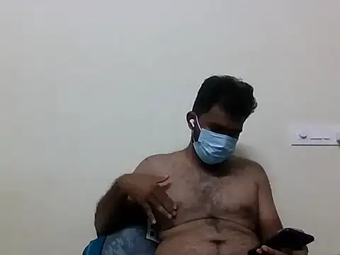 Snapshot of nick05inch chatting on 10-30-25, 01:34 nick05inch online show from 10-30-25, 01:34