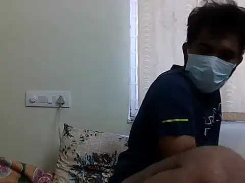 nick05inch online show from 12-20-25, 07:37