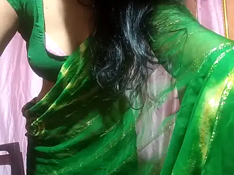 poojaxxx65 online show from 03-11-25, 09:34