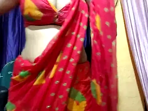 Snapshot of poojaxxx65 chatting on 02-22-26, 11:14 poojaxxx65 online show from 02-22-26, 11:14