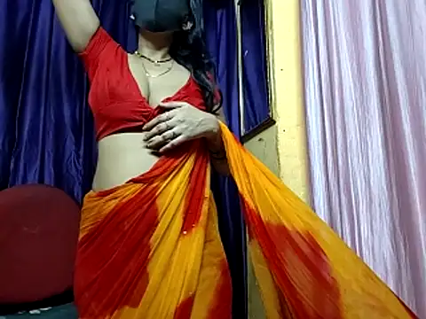 Snapshot of poojaxxx65 chatting on 04-12-26, 10:15 poojaxxx65 online show from 04-12-26, 10:15