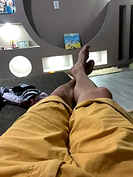 Snapshot of lora19922 chatting on 09-14-25, 03:05 lora19922 online show from 09-14-25, 03:05