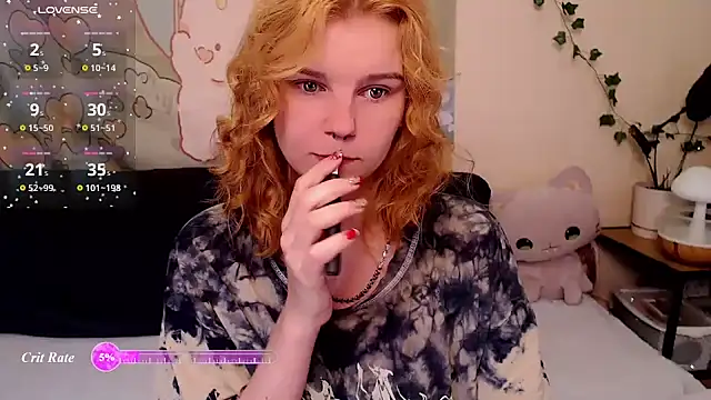Snapshot of Moona_xx chatting on 07-18-26, 11:52 Moona xx online show from 07-18-26, 11:52