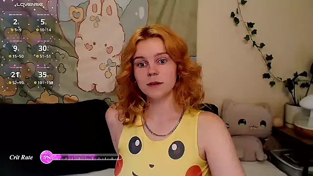 Snapshot of Moona_xx chatting on 08-04-26, 10:12 Moona xx online show from 08-04-26, 10:12