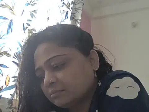 Snapshot of manvi199407 chatting on 10-17-25, 10:18 manvi199407 online show from 10-17-25, 10:18