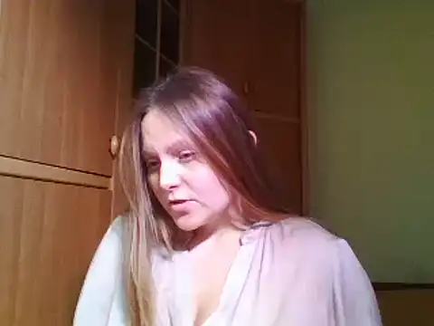 Evasapples online show from 01-05-25, 06:13