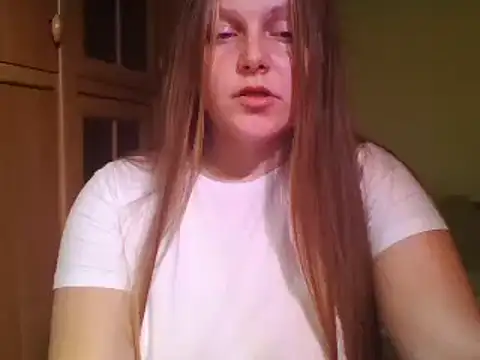 Evasapples online show from 02-02-25, 02:02