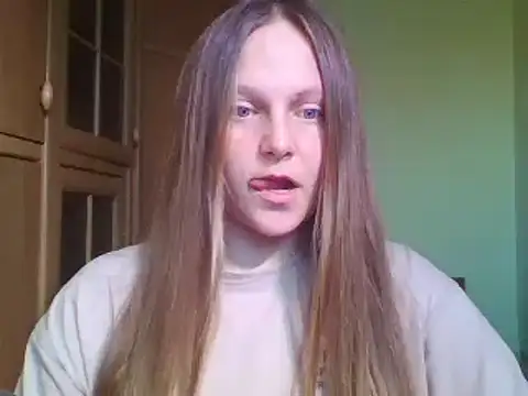 Evasapples online show from 02-11-25, 07:54