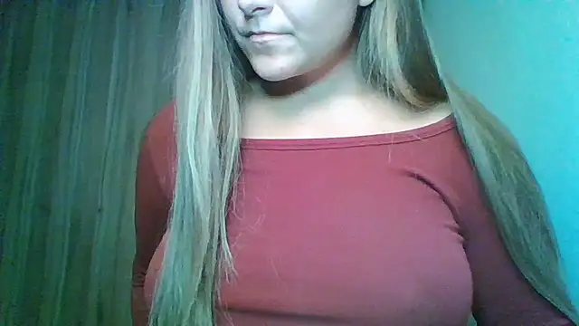 Snapshot of Evasapples chatting on 07-31-26, 09:25 Evasapples online show from 07-31-26, 09:25