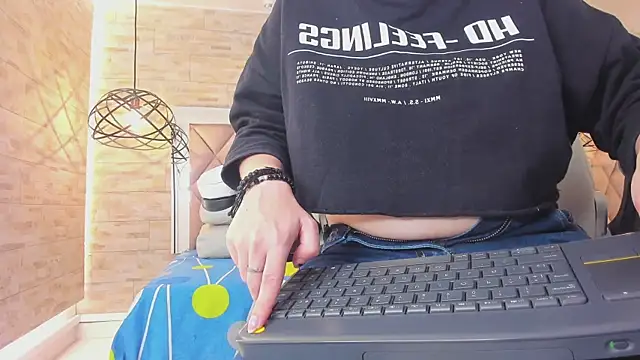 dorothy vegga online show from 01-14-25, 03:32