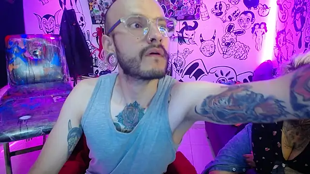 tatouagendecouple online show from 12-12-24, 08:36