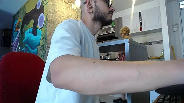 tatouagendecouple online show from 02-06-25, 06:35