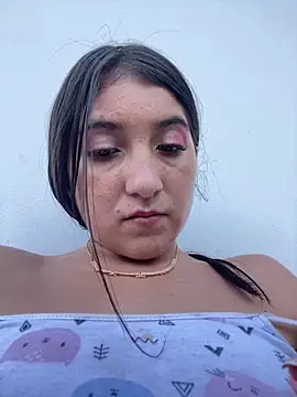 Snapshot of Matilda_russoo chatting on 01-08-25, 09:23 Matilda russoo online show from 01-08-25, 09:23