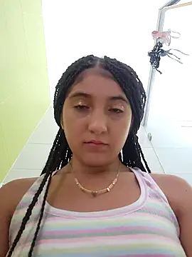 Snapshot of Matilda_russoo chatting on 02-02-25, 07:25 Matilda russoo online show from 02-02-25, 07:25