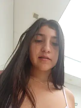 Snapshot of Matilda_russoo chatting on 03-04-25, 05:03 Matilda russoo online show from 03-04-25, 05:03