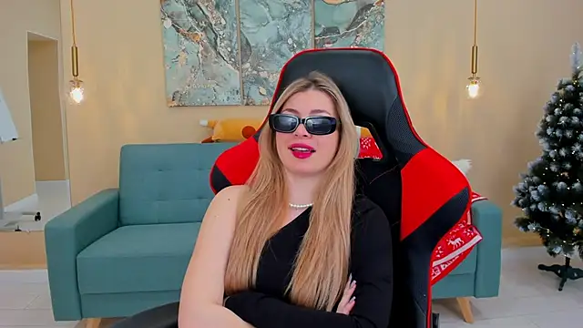 HelenaMorgan online show from 12-18-24, 12:40