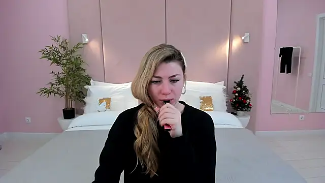 HelenaMorgan online show from 12-30-24, 12:31