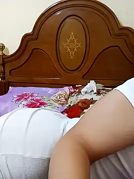 Snapshot of Sahar_sexy chatting on 01-10-25, 09:44 Sahar sexy online show from 01-10-25, 09:44
