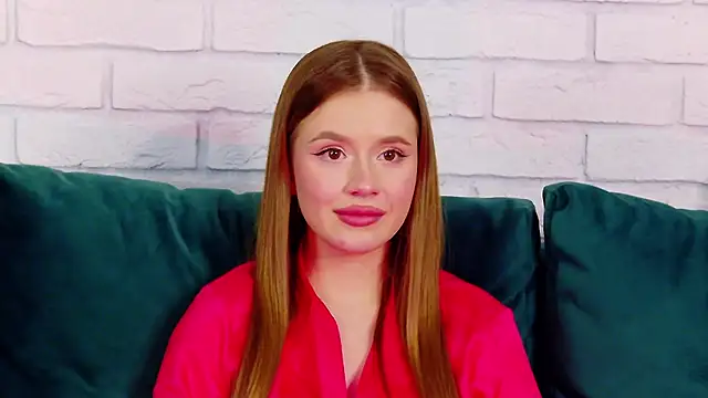 MilanaBalmain online show from 02-05-25, 07:42