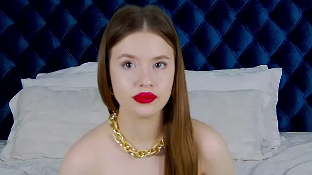 MilanaBalmain online show from 02-09-25, 10:31