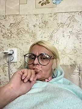 Gardener of Illusions online show from 01-31-25, 03:52