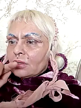 Gardener of Illusions online show from 03-08-25, 07:31