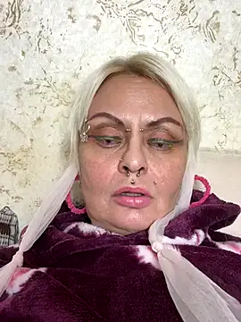 Gardener of Illusions online show from 10-04-25, 04:10