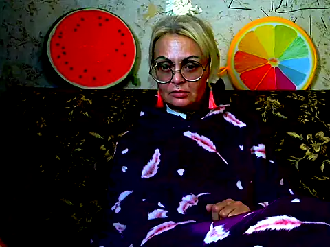 Gardener of Illusions online show from 10-14-25, 07:03