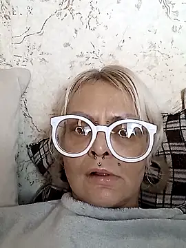 Gardener of Illusions online show from 11-04-25, 06:34