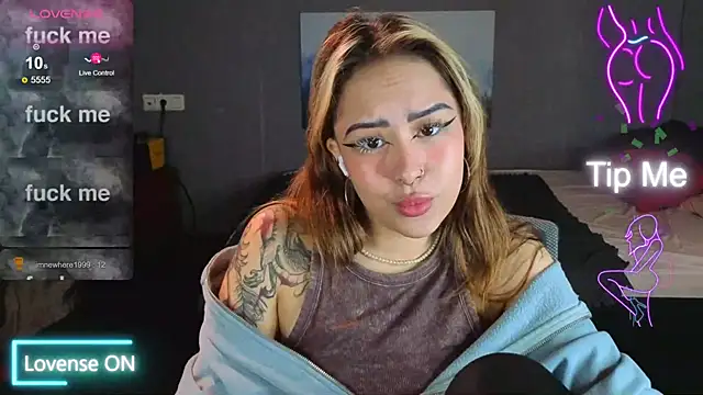 baby  kim online show from 11-19-25, 05:07