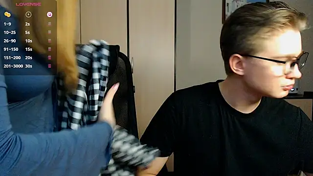 Snapshot of AliceStoneJhonyStone chatting on 02-01-25, 11:21 AliceStoneJhonyStone online show from 02-01-25, 11:21