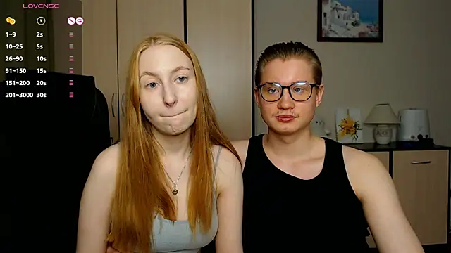 Snapshot of AliceStoneJhonyStone chatting on 02-11-25, 05:07 AliceStoneJhonyStone online show from 02-11-25, 05:07