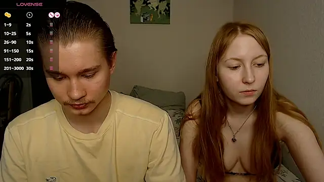 Snapshot of AliceStoneJhonyStone chatting on 03-14-25, 05:24 AliceStoneJhonyStone online show from 03-14-25, 05:24