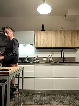 Coolandgang online show from 12-14-24, 06:24