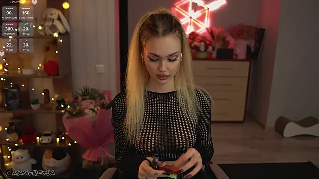 ManiFreyja online show from 09-11-25, 08:09