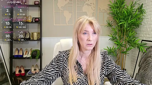 LadyLeea online show from 05-07-26, 04:40