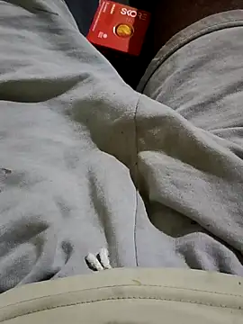 Snapshot of jellydicks chatting on 02-19-25, 07:27 jellydicks online show from 02-19-25, 07:27