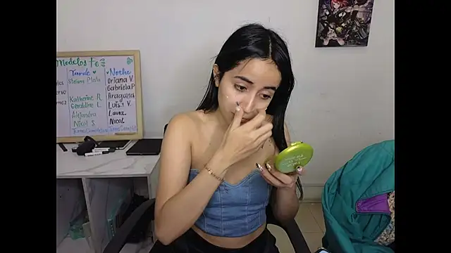 Snapshot of Mia_Fischer chatting on 02-11-26, 02:44 Mia Fischer online show from 02-11-26, 02:44