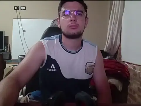 Snapshot of enzis3 chatting on 02-14-26, 02:25 enzis3 online show from 02-14-26, 02:25