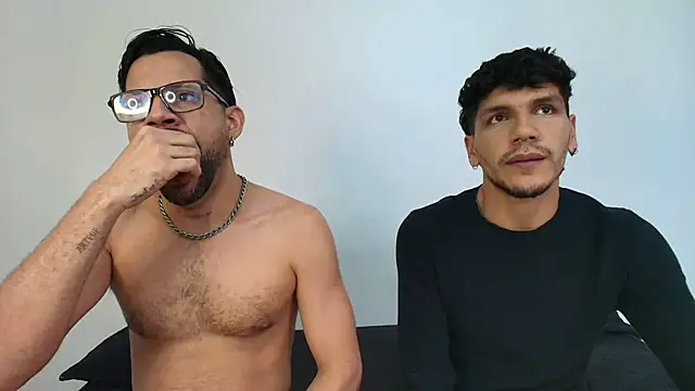 Snapshot of Benjamin_show chatting on 03-15-26, 09:32 Benjamin show online show from 03-15-26, 09:32