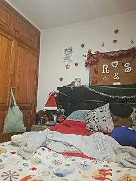 Snapshot of kittymorenita26 chatting on 12-28-24, 10:13 kittymorenita26 online show from 12-28-24, 10:13