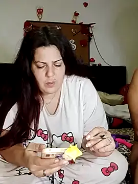 Snapshot of kittymorenita26 chatting on 02-06-25, 09:28 kittymorenita26 online show from 02-06-25, 09:28