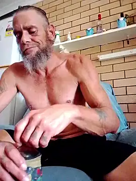 Deonlonely1 online show from 04-08-26, 06:13