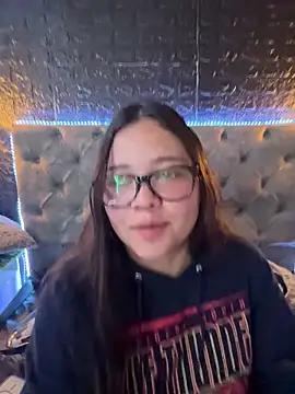 Paloma  LS online show from 10-28-25, 09:06