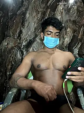 rony6663 online show from 01-08-26, 05:37