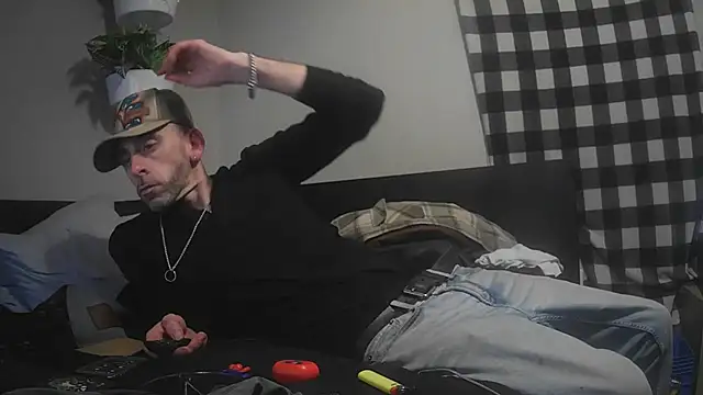 Snapshot of smokee_parT903 chatting on 01-03-25, 05:50 smokee parT903 online show from 01-03-25, 05:50