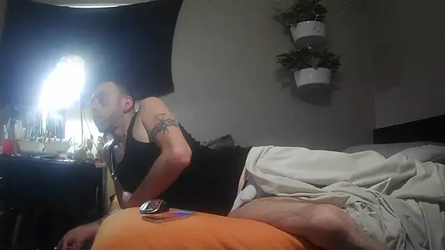 Snapshot of smokee_parT903 chatting on 03-04-25, 07:11 smokee parT903 online show from 03-04-25, 07:11