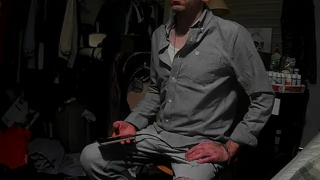 Snapshot of smokee_parT903 chatting on 10-24-25, 07:38 smokee parT903 online show from 10-24-25, 07:38